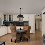 Suartini Pool Or Jakuzzi Apartamento *