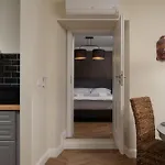 Suartini Pool Or Jakuzzi Viganj