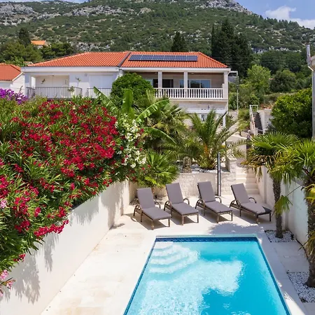 Apartment Suartini Pool Or Jakuzzi Viganj