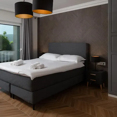 Apartment Suartini Pool Or Jakuzzi